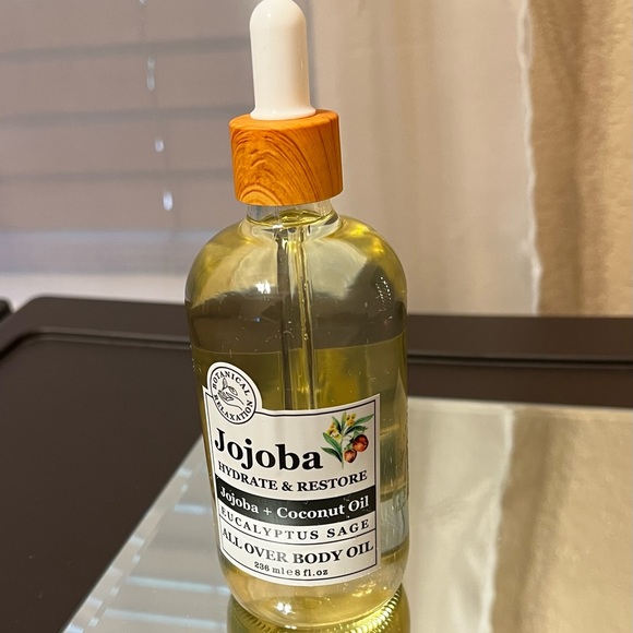 Jojoba  HYDRATE & RESTORE with Coconut Oil Eucalyptus Sage All Over Body Oil NEW - Picture 2 of 10